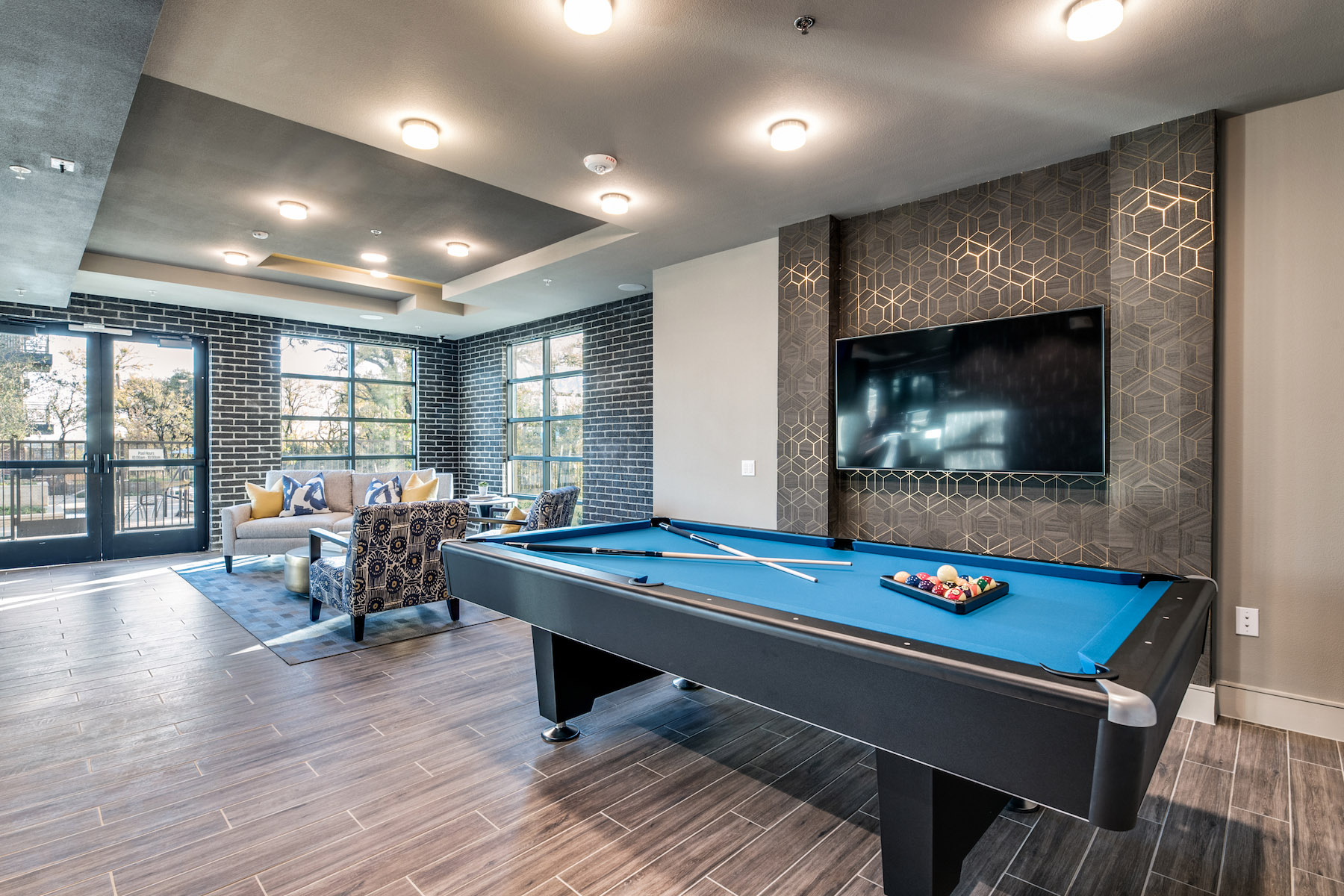 Jefferson River East common area with pool table